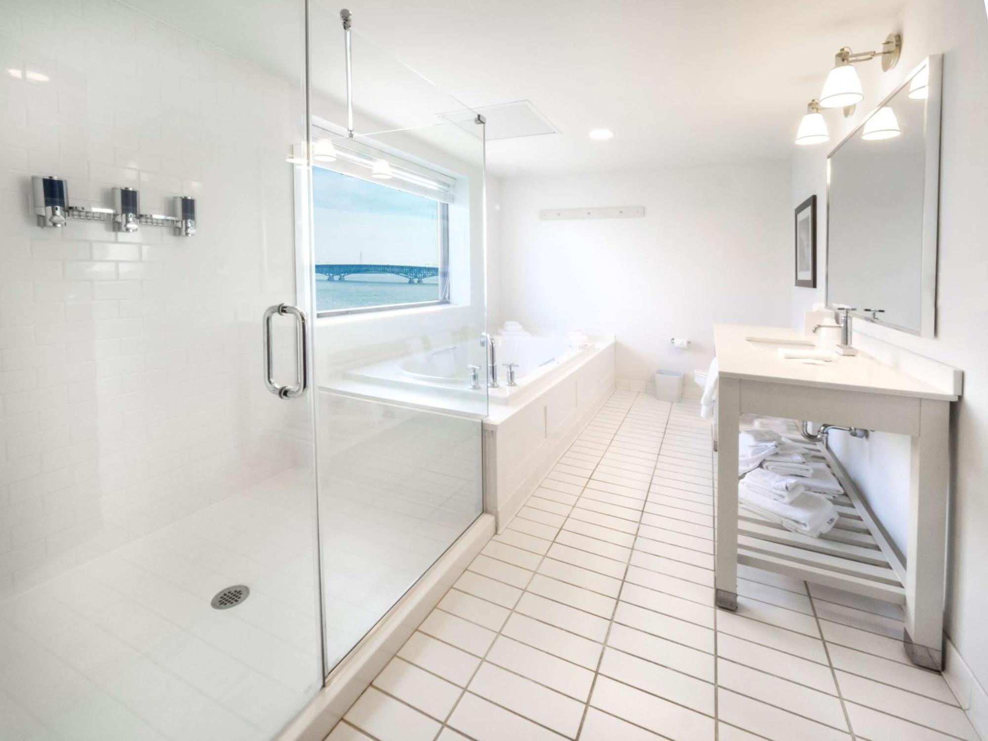 Premium King Room with River View