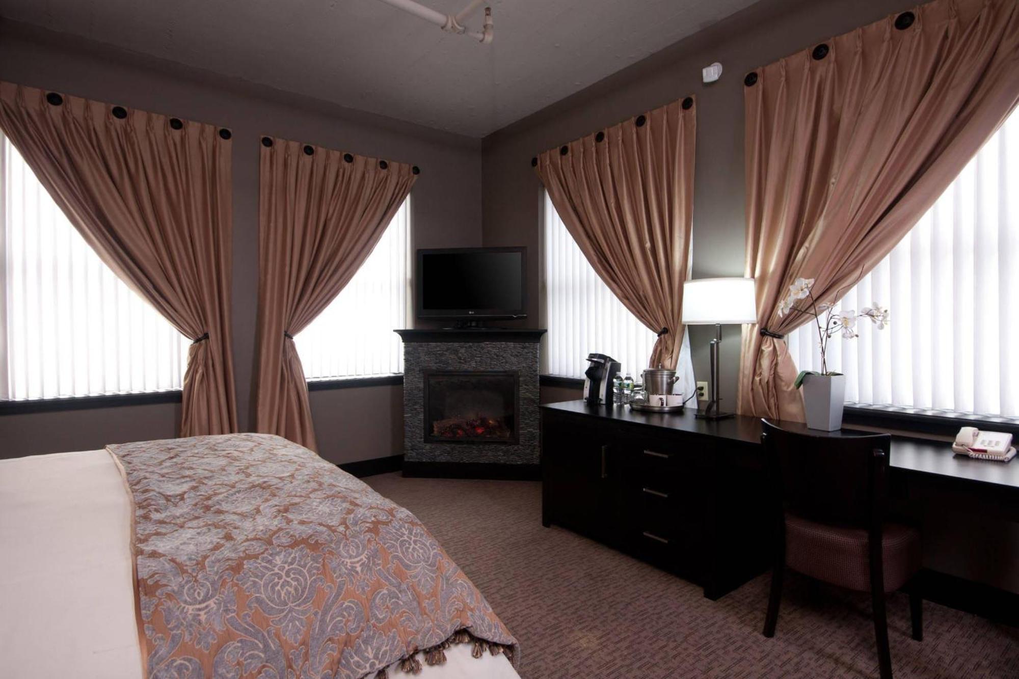 Standard King Room,1722914522:JPEG