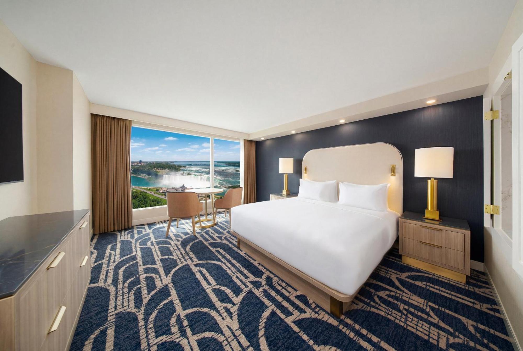 Fallsview Suite 