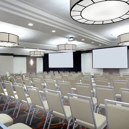 Wyndham Grand Fallsview Hotel-2